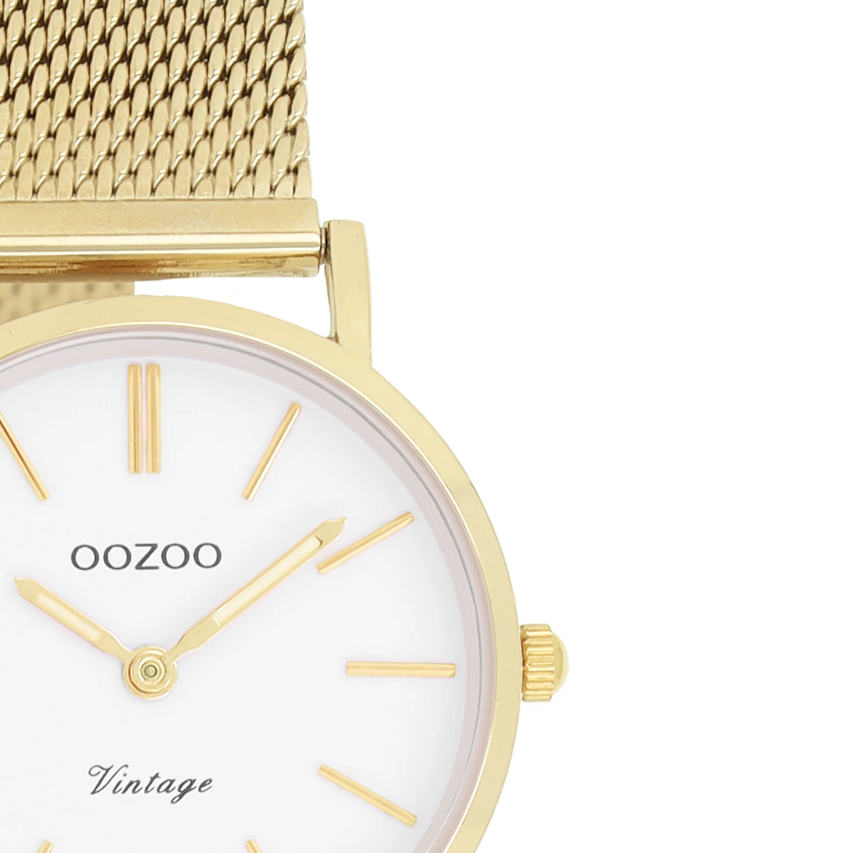 Goudkleurige OOZOO horloge met goudkleurige metalen mesh armband