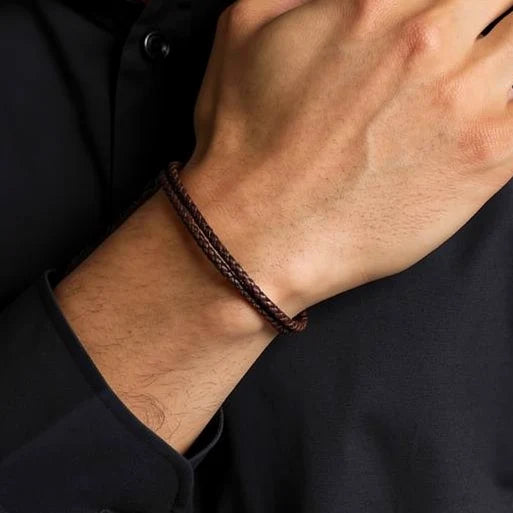 Bruin gevlochten leren armband