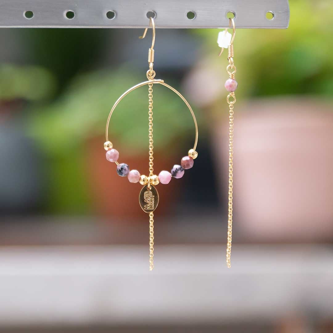 Asymmetrische Oorring Mathilde Gold Pink Babazou