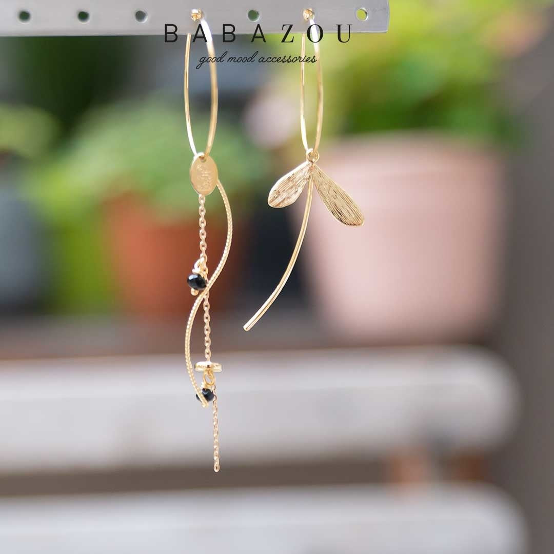 Asymmetrische Oorring Libie Gold/Black Babazou