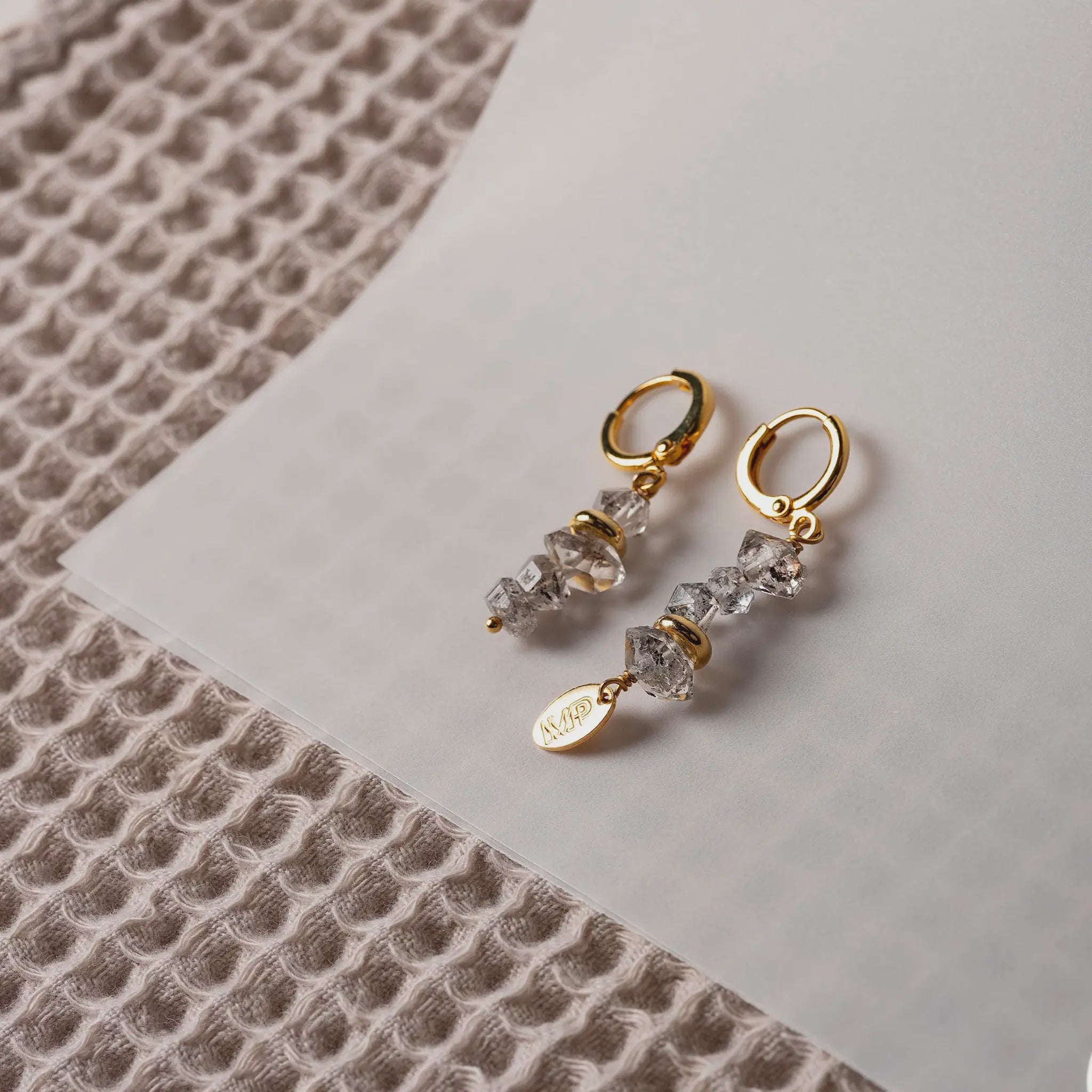 Asymmetrische Oorring VIRGIL-E-GGREY Babazou