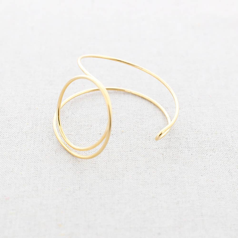 Bracelet en acier ajustable avec forme ronde