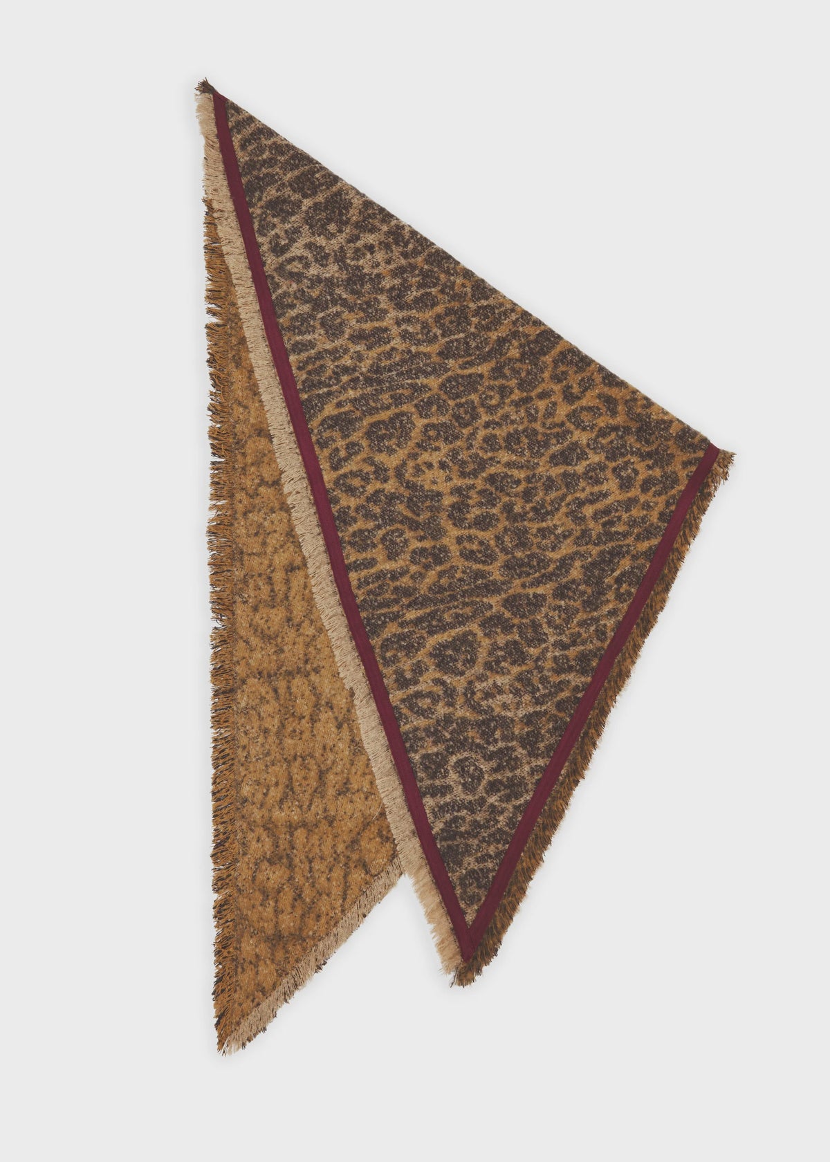 Jacquard-driehoekssjaal met luipaardprint