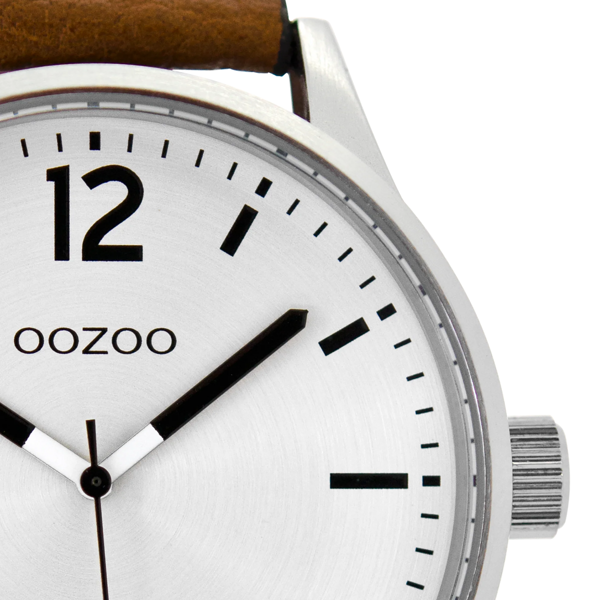 Zilverkleurige OOZOO horloge met cognac leren band