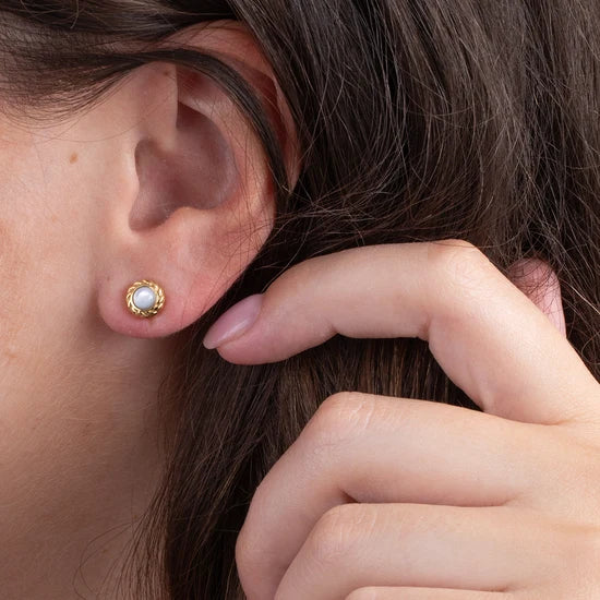 FR Leona earring MOP