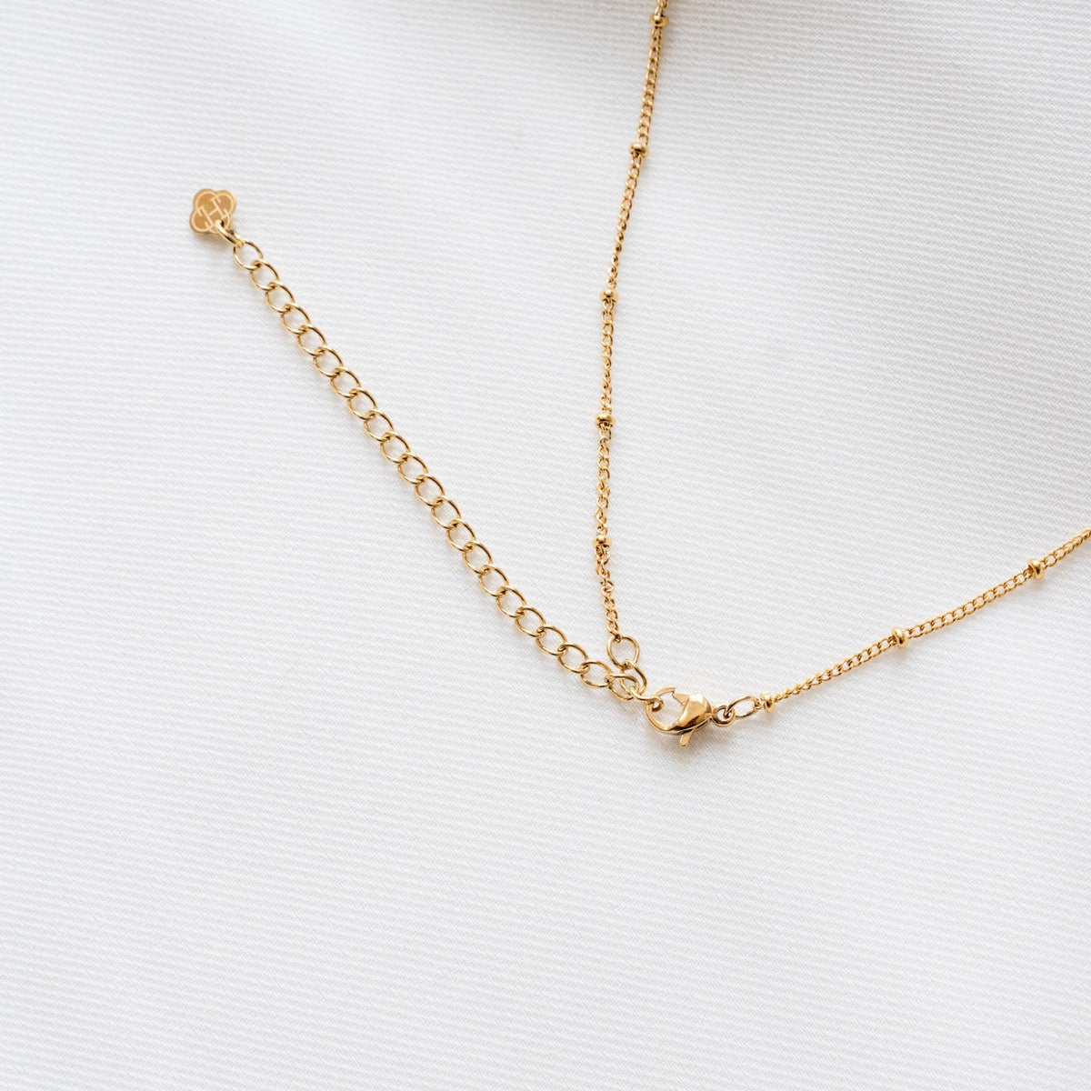 Zoetwaterparelketting met bolletjesketting