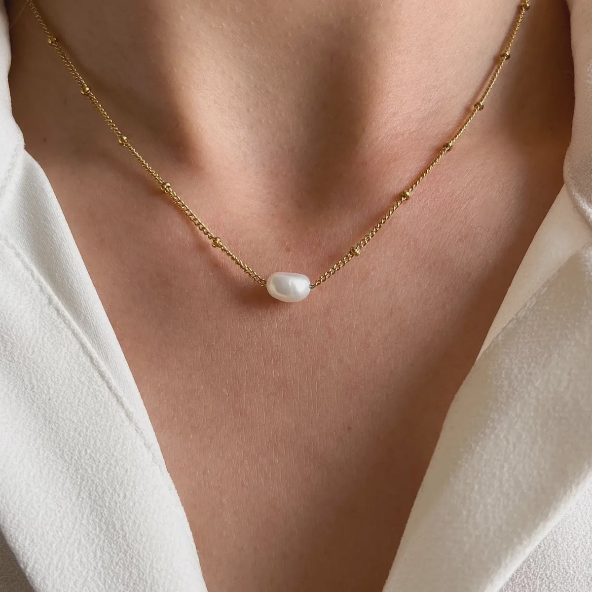 Zoetwaterparelketting met bolletjesketting