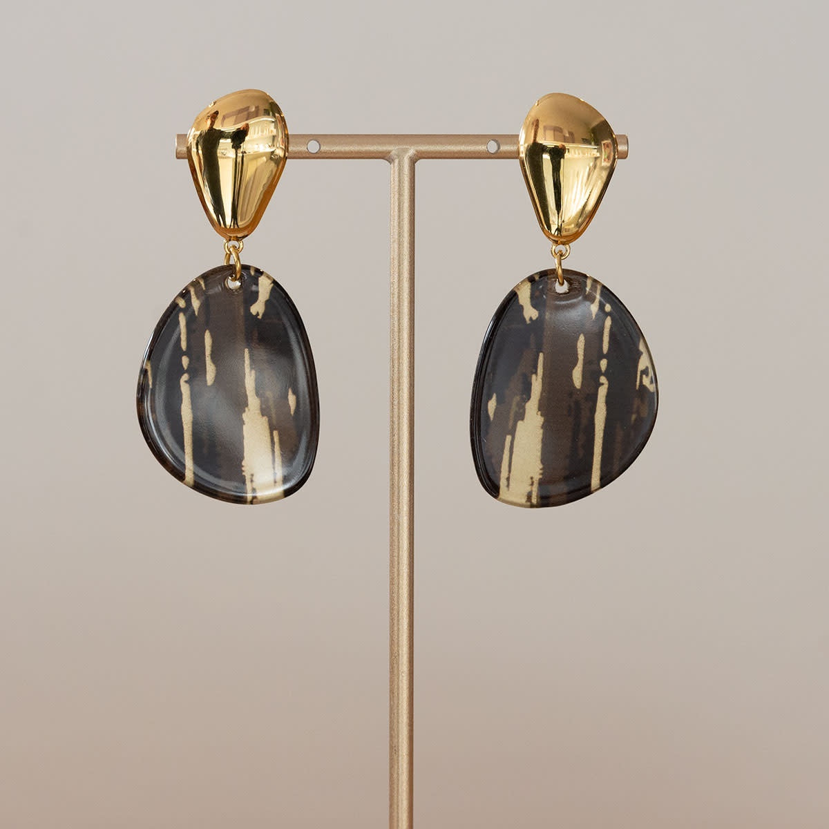 Oorring Khakigroen