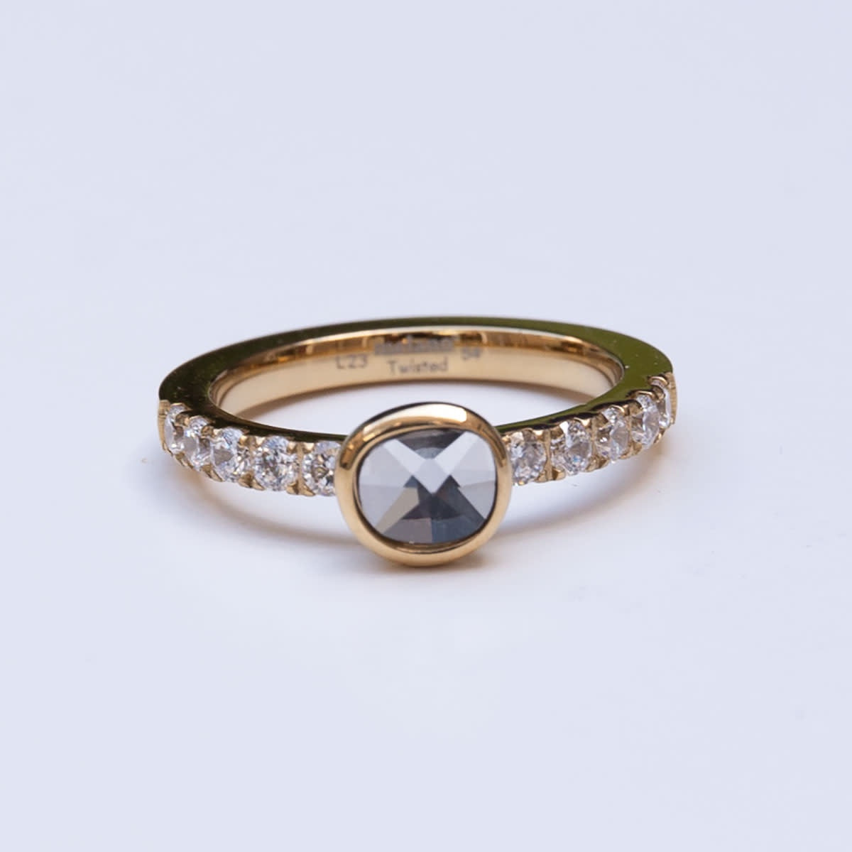 MelanO_by_Babazou_ringen_Setje 312