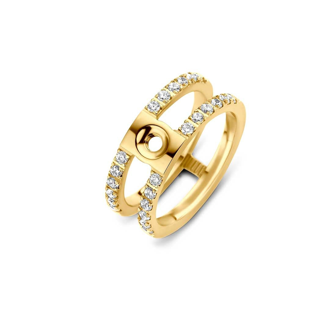 Twisted trista cz ring
