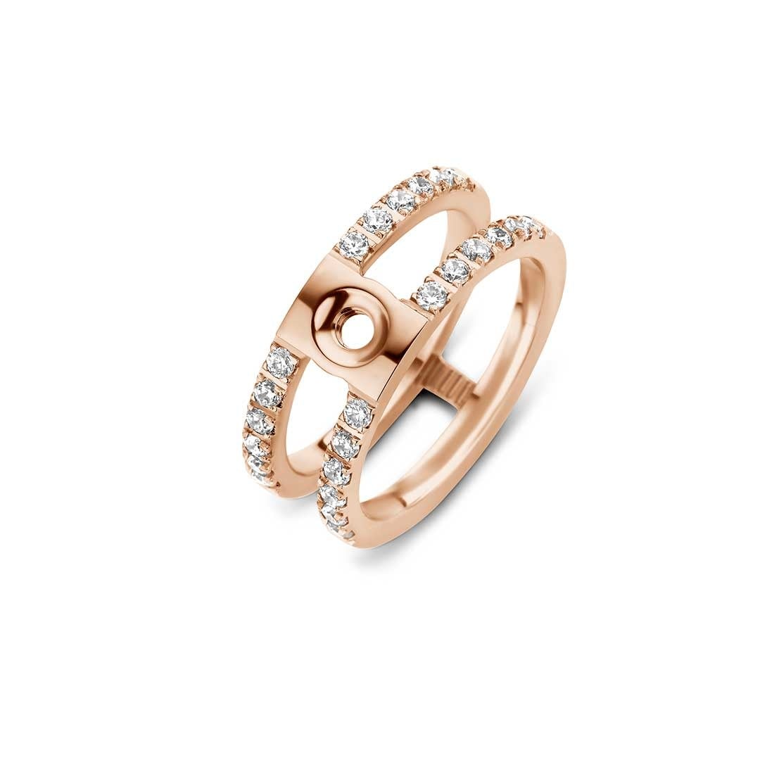 Twisted trista cz ring